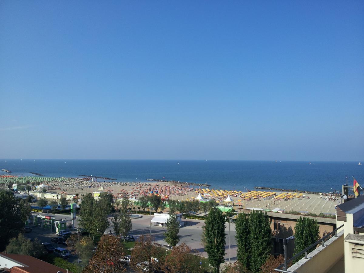 Hotel Euromar Rimini Exteriör bild