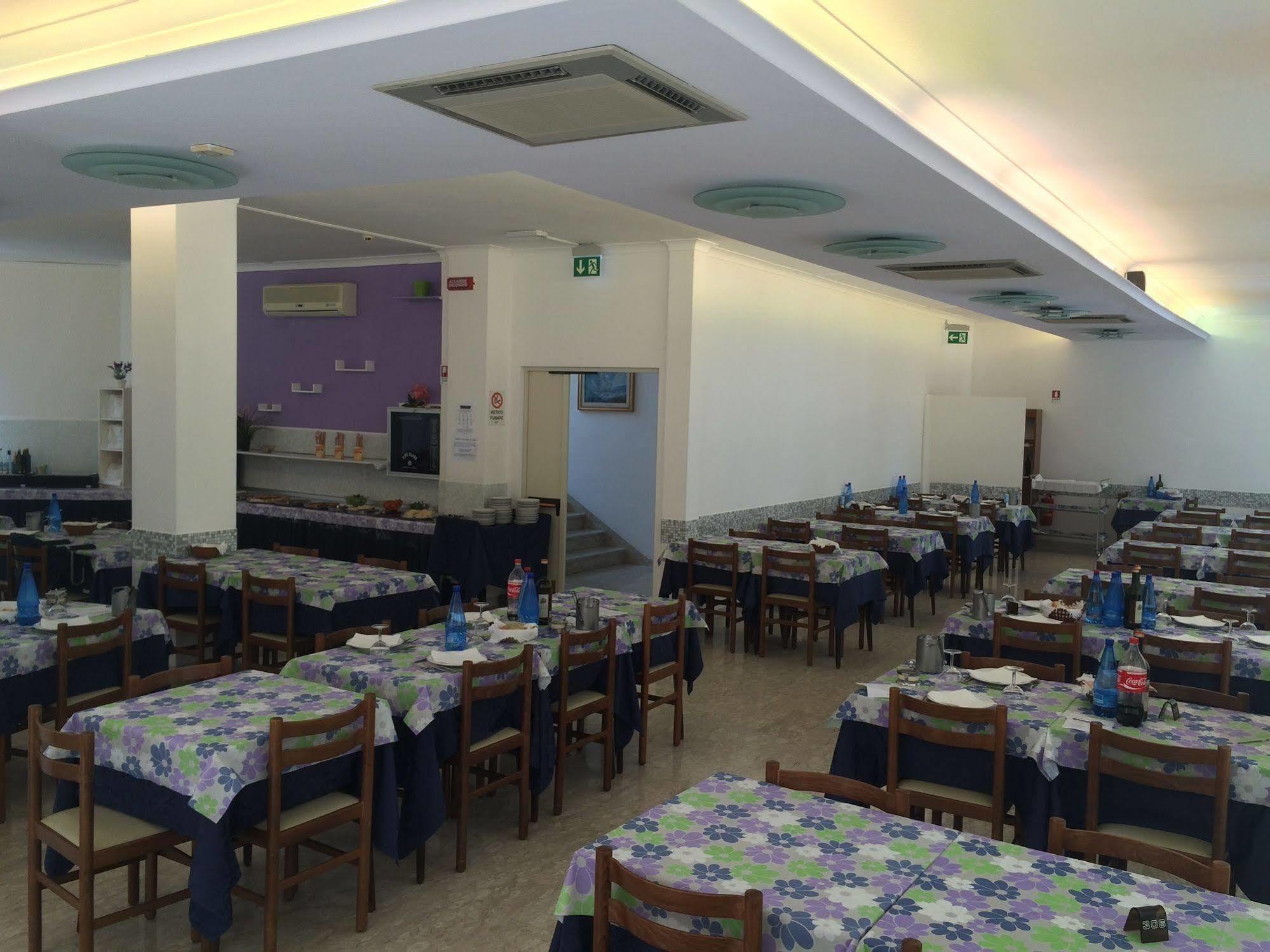 Hotel Euromar Rimini Exteriör bild