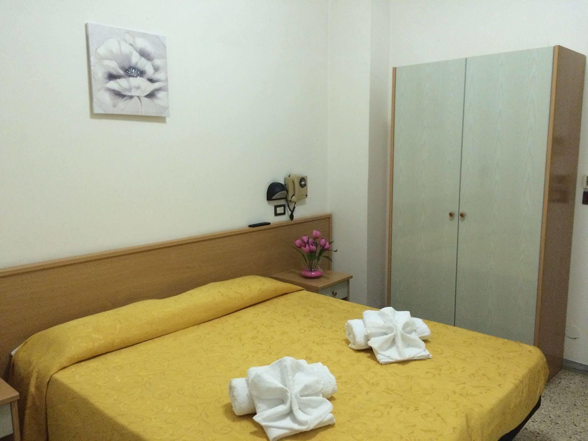 Hotel Euromar Rimini Exteriör bild